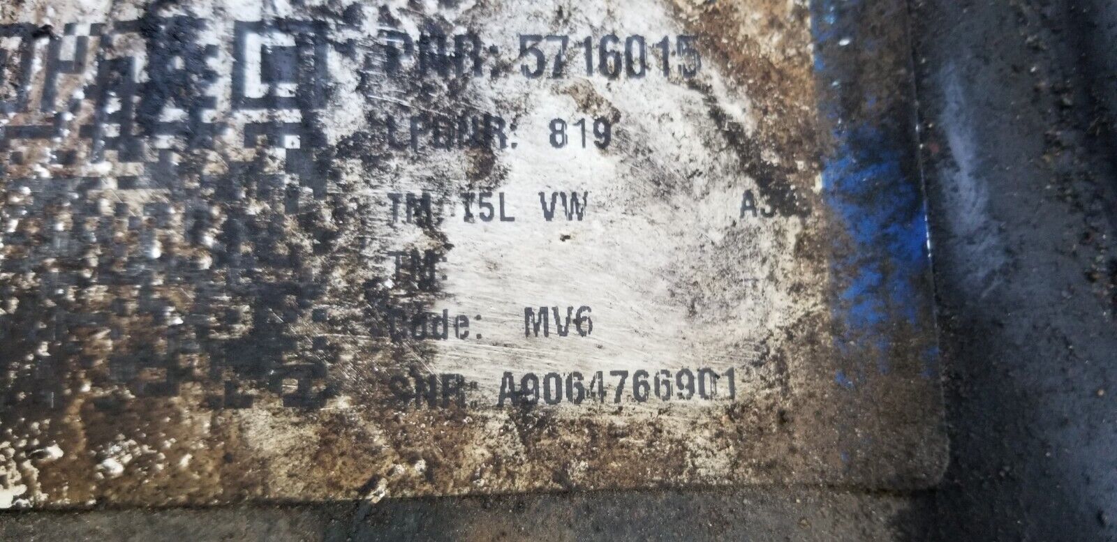 Genuine Volkswagen Crafter diesel fuel tank and sender unit