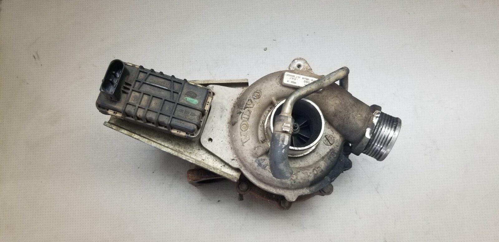 Volvo XC90 2006-09, XC70, V70 S60 S80 D5, 2.4 Diesel Turbo Turbocharger 30757080 - Image 3