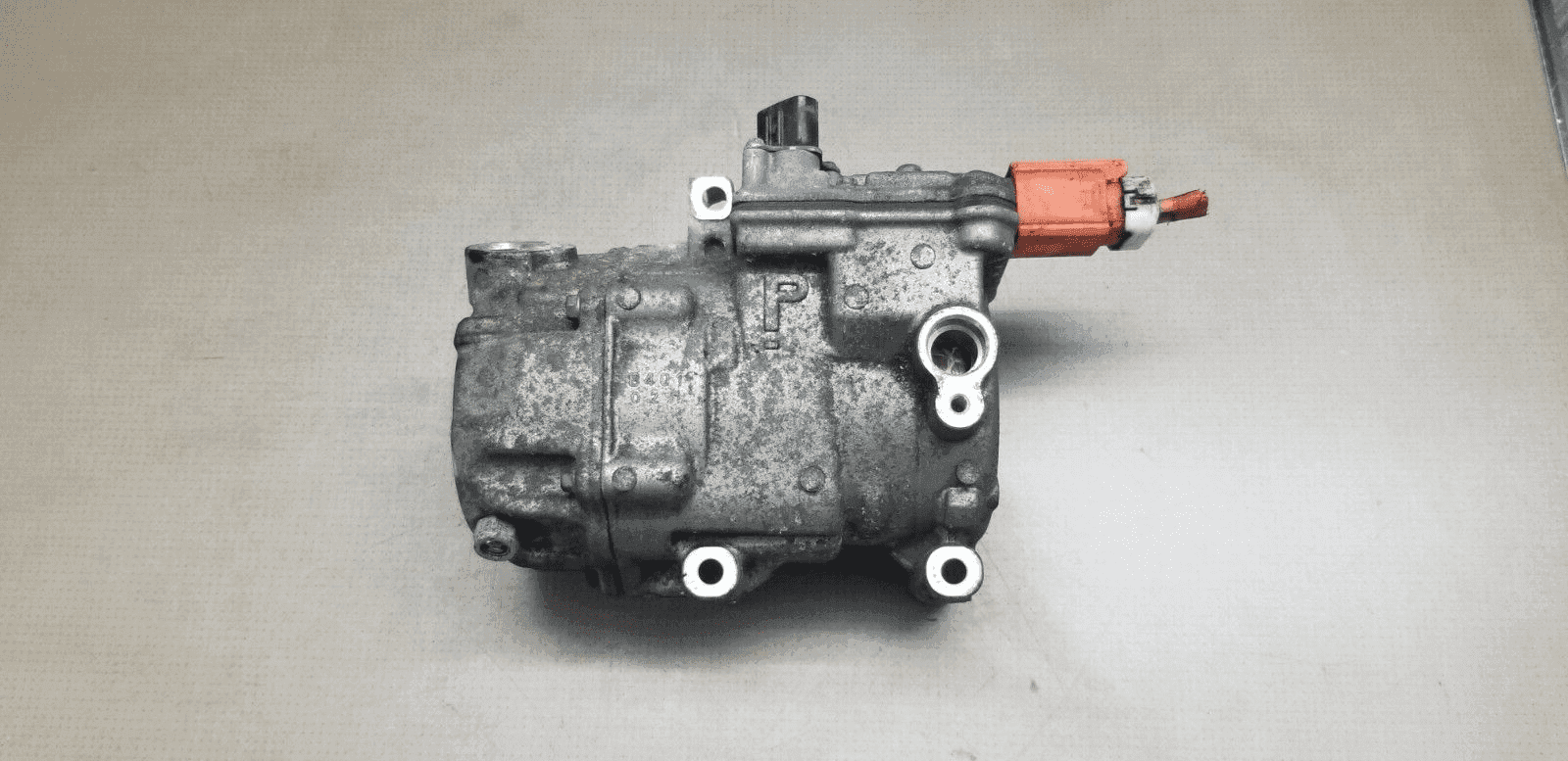 2009-2015 Toyota Prius Mk3 - Ac Air Con Compressor Pump Unit 042200-0212 - Image 4