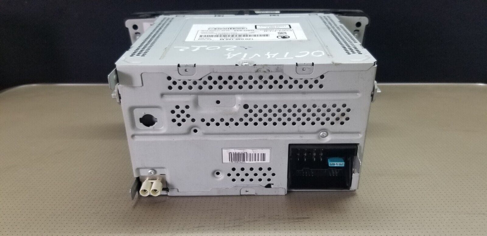 2012 Skoda Octavia Cd Changer Mp3,Sd Slot+Satnav 1Z0035156 Genuine - Image 5