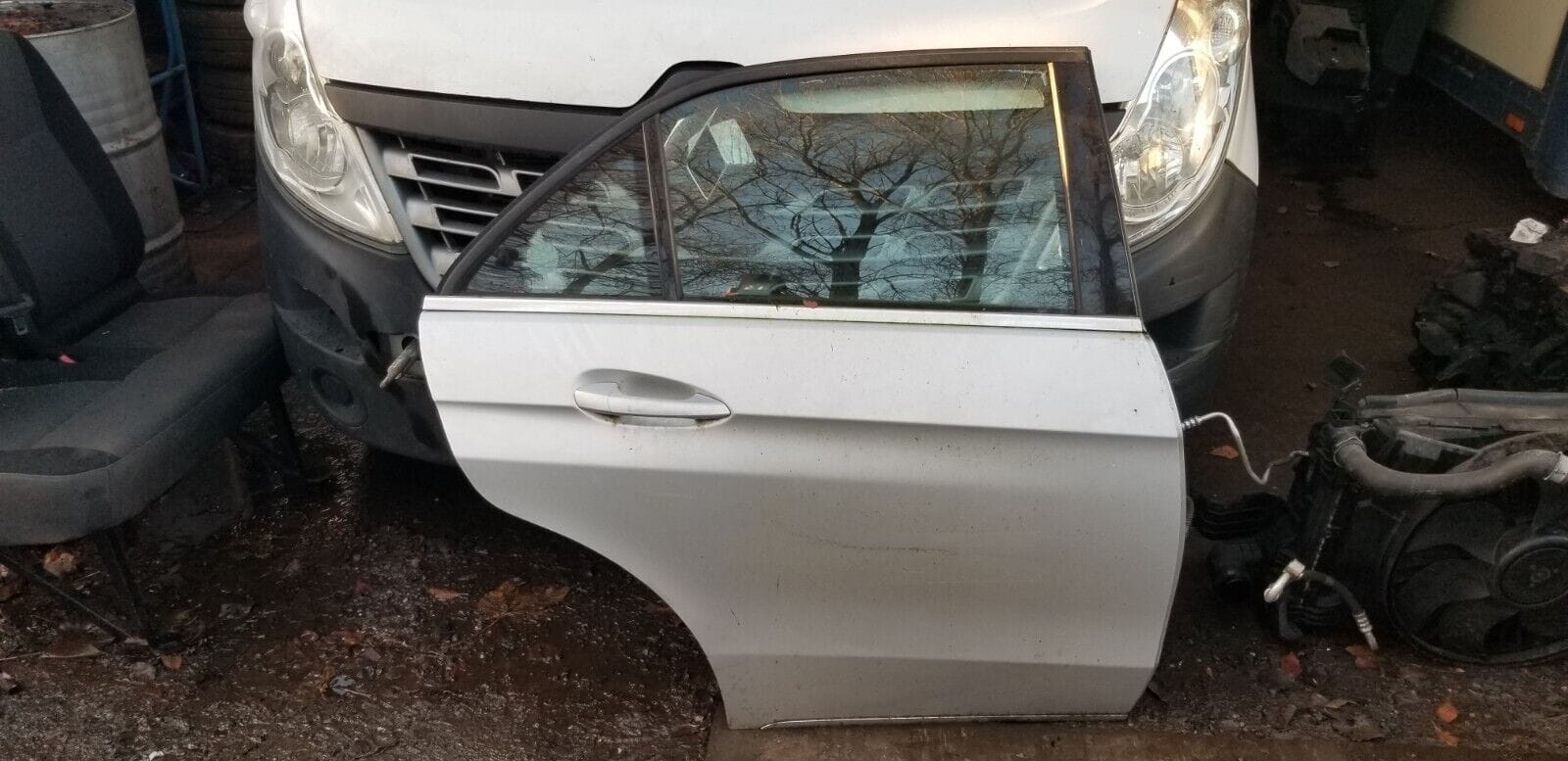 2014 MERCEDES E CLASS 212 4 Door Saloon Silver O/S Drivers Right Rear Door