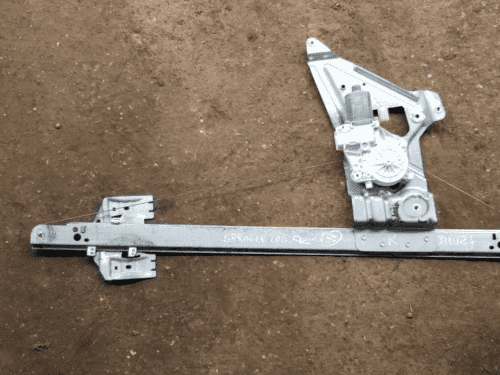 2014 Mercedes Sprinter W906 Driver Side Window Motor Regulator A9067200146