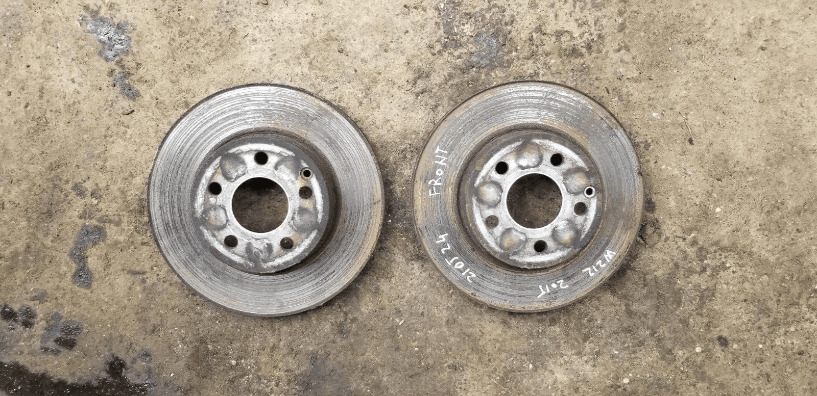 2015 Mercedes E220 Se BlueTEC Auto Front Brake Discs |O - Image 3