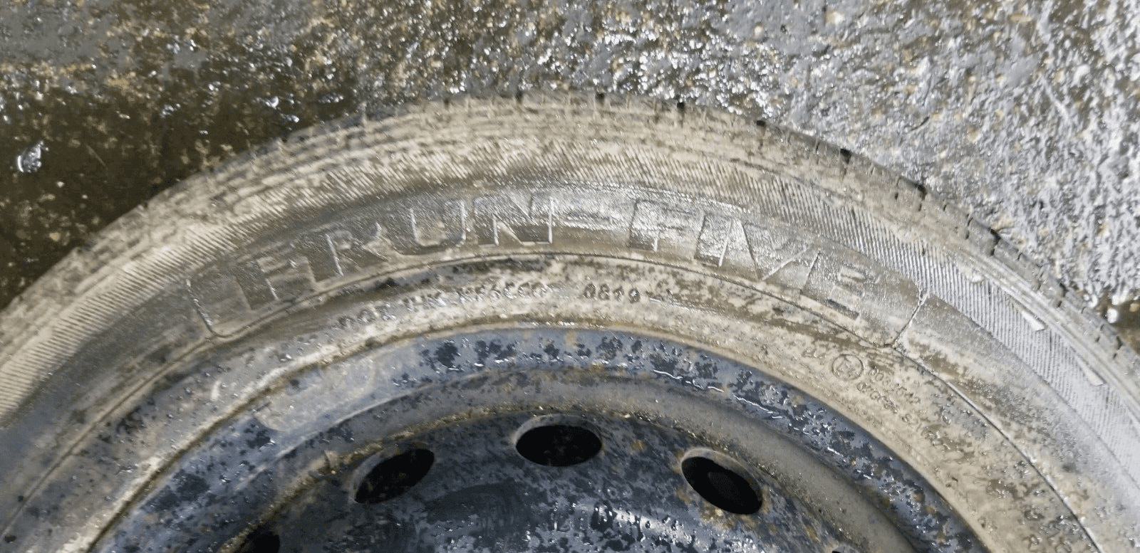 215/60R16C FULLRUN FRUN-FIVE TYRE & STEEL WHEEL - Image 4