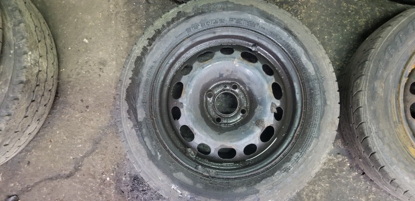 4x STEEL RIMS & TYRES 195/65R15 - Image 3