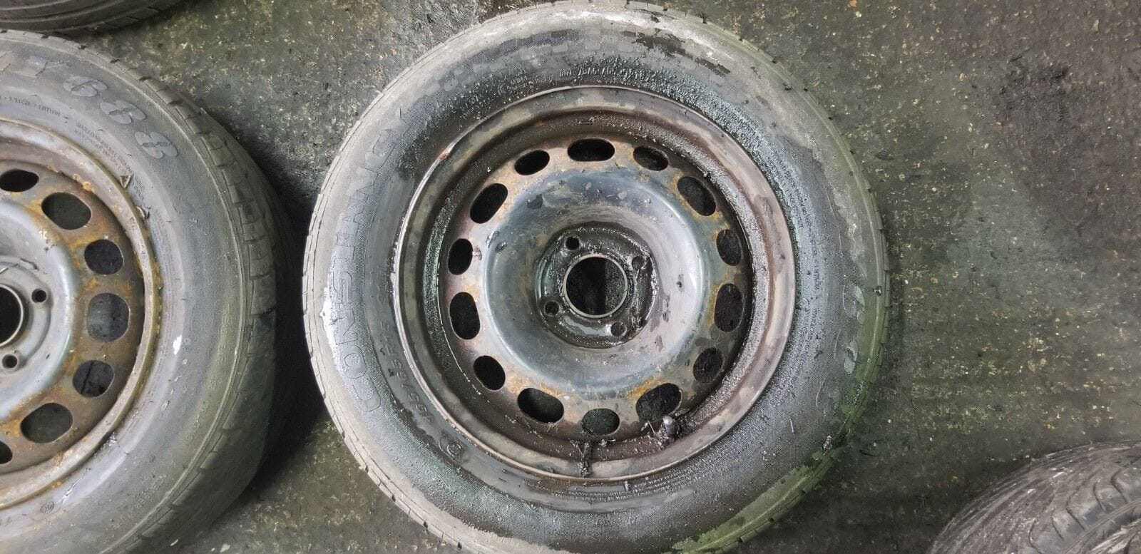 4x STEEL RIMS & TYRES 195/65R15 - Image 5