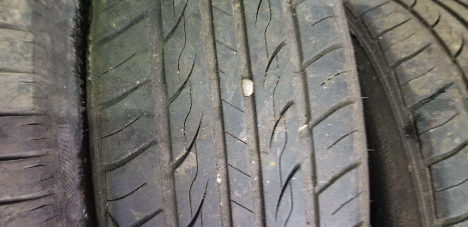 4x STEEL RIMS & TYRES 195/65R15 - Image 9