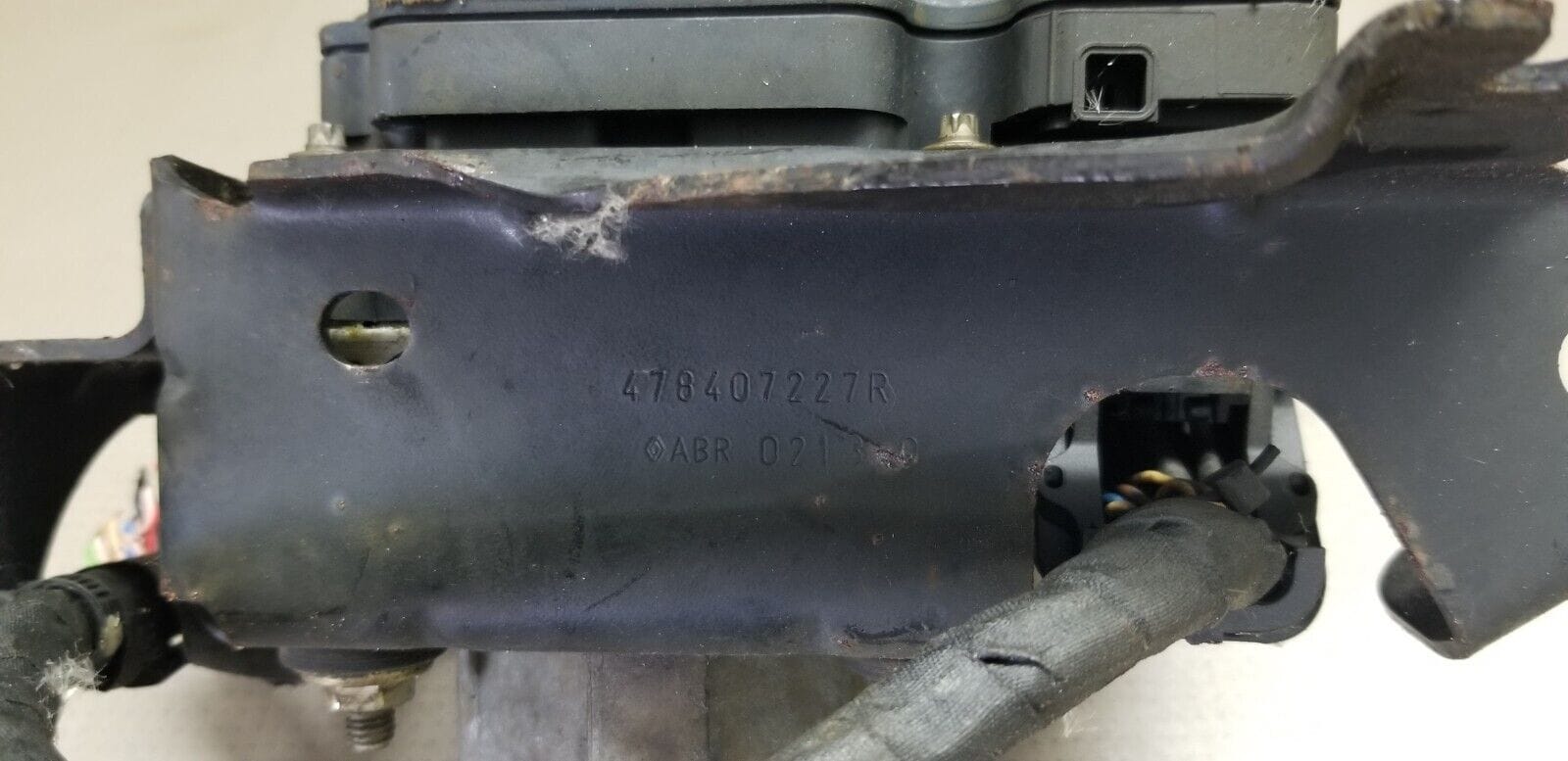 ABS Pump Dacia Sandero 476608644R 2012-2020 1.5L |O - Image 3