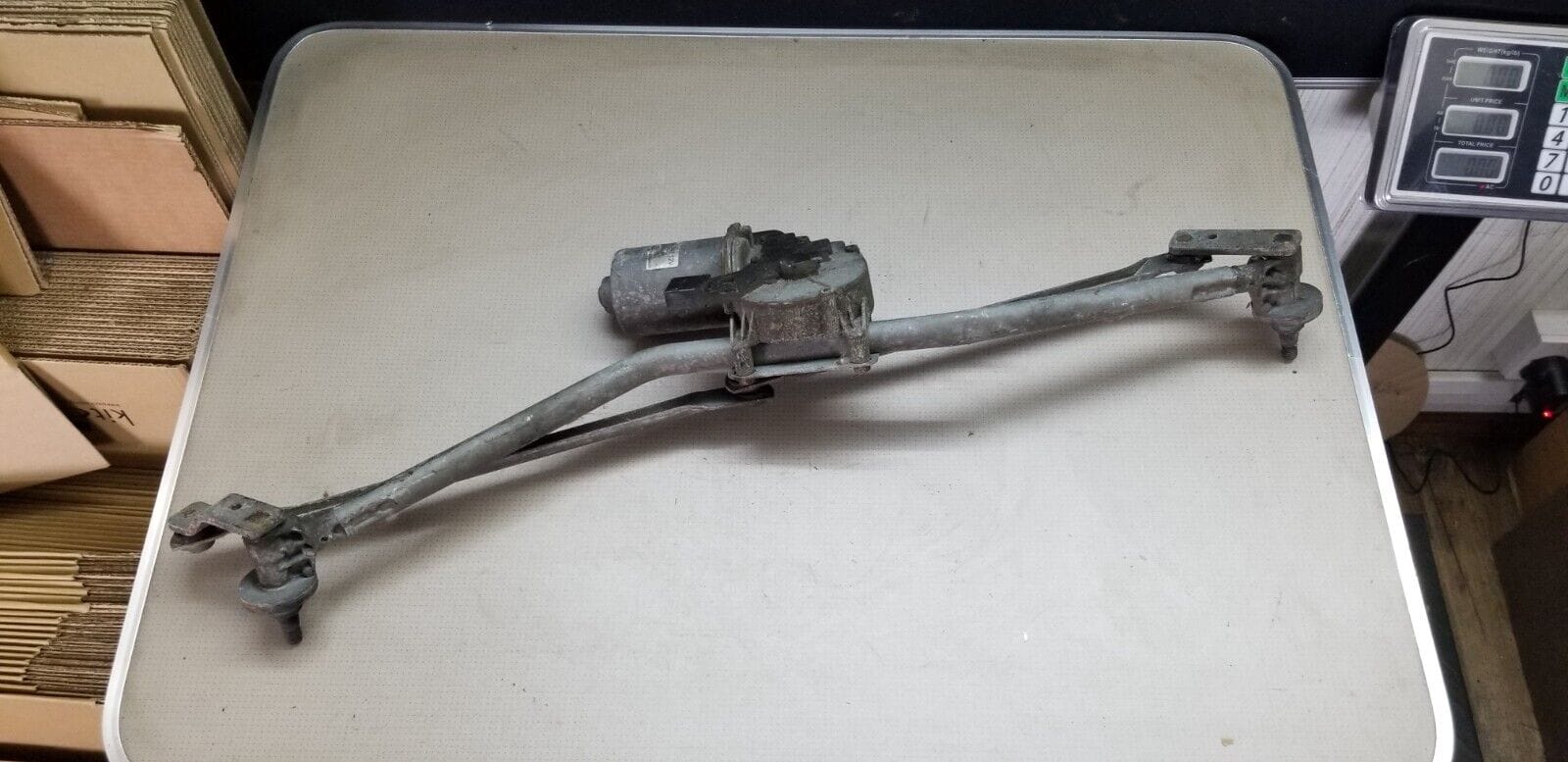 CRAFTER / SPRINTER 2014 WIPER MOTOR FRONT 405147 12V