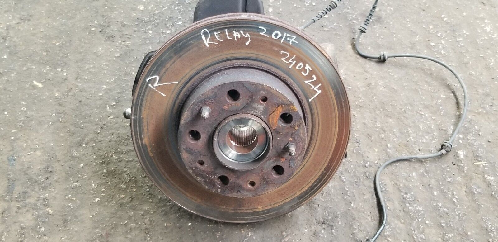 Citroen Relay Peugeot Boxer 2017 2.0 Diesel Driver front wheel bearing hub |O - Image 5