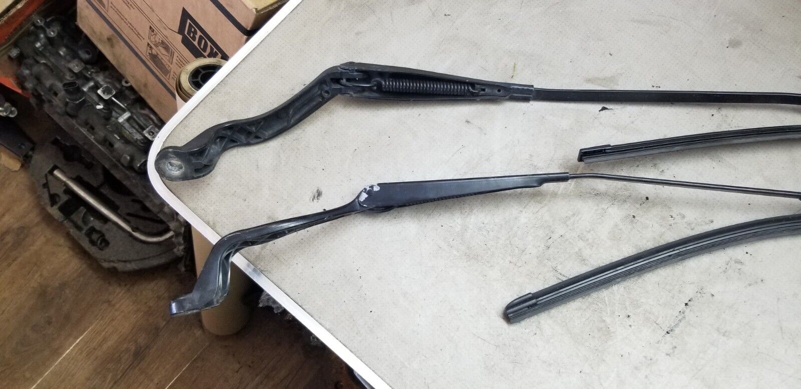 FORD GALAXY/C MAX 2010-2015 .SET OF FRONT WIPER ARMS 6M2117526 - Image 3