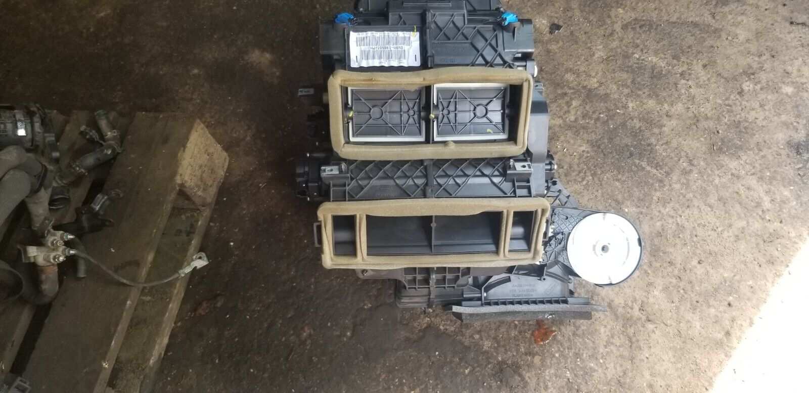 Ford Kuga 2016 2.0 Diesel Manual Heater Matrix DV6N-19B555-PH - Image 3