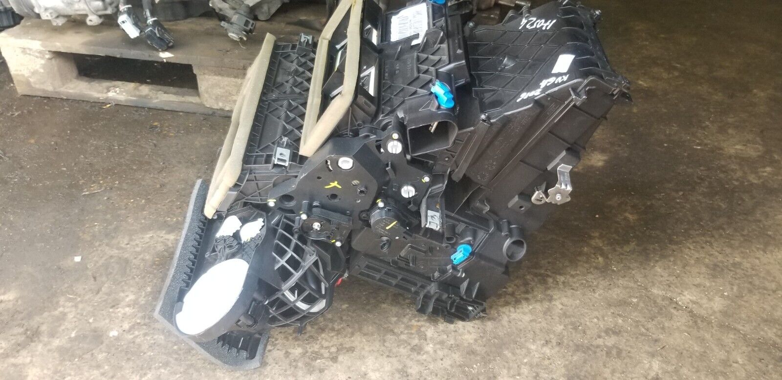 Ford Kuga 2016 2.0 Diesel Manual Heater Matrix DV6N-19B555-PH - Image 4