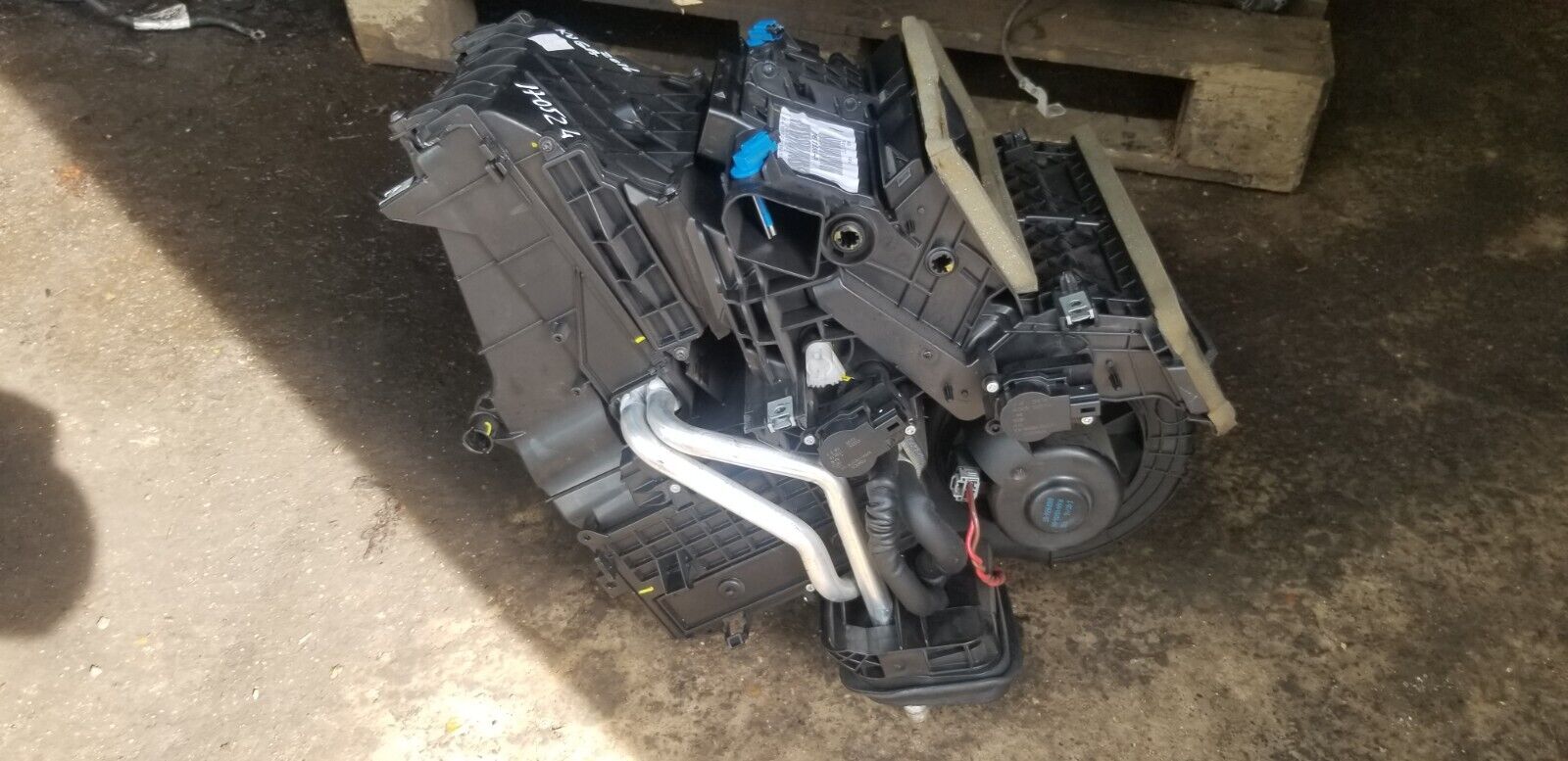 Ford Kuga 2016 2.0 Diesel Manual Heater Matrix DV6N-19B555-PH - Image 5