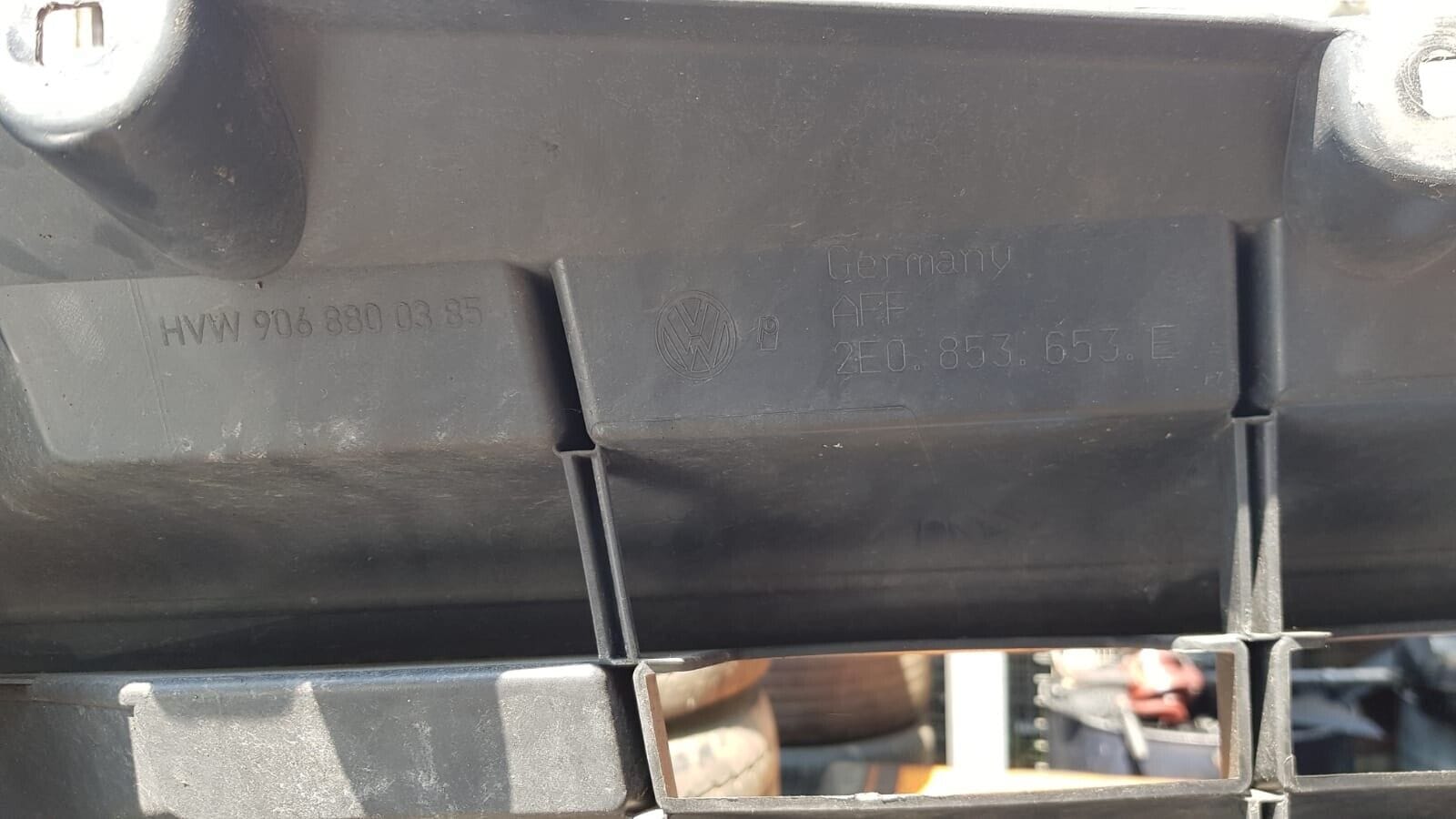 Grille Volkswagen Crafter Unknown Van 2E0853653E 06-17 - Image 3