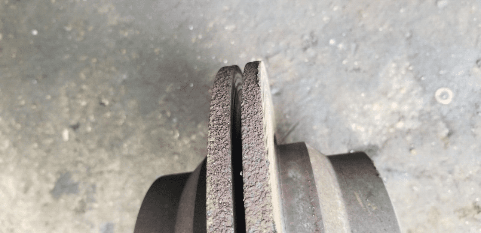 MERCEDES BENZ E-CLASS 2015 W212 REAR BRAKE DISCS - Image 4