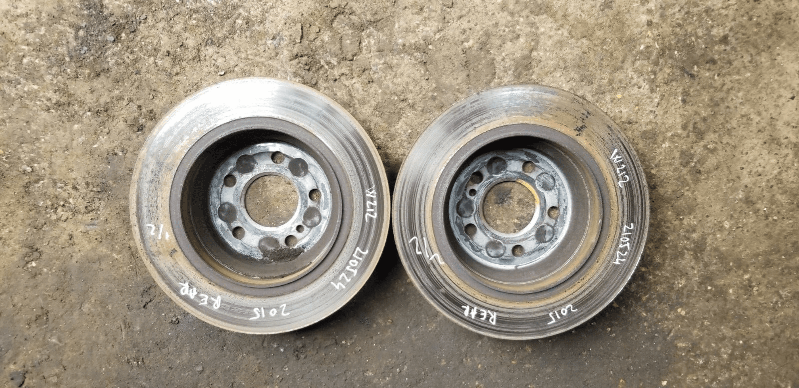 MERCEDES BENZ E-CLASS 2015 W212 REAR BRAKE DISCS
