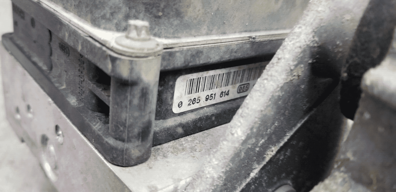 Mercedes Benz E Class C207 2009-2017 ABS Pump Module A2124313512 - Image 5