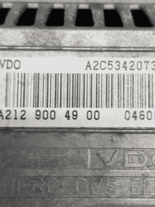 Navigation / infotainment display screen for Mercedes E-Class C207