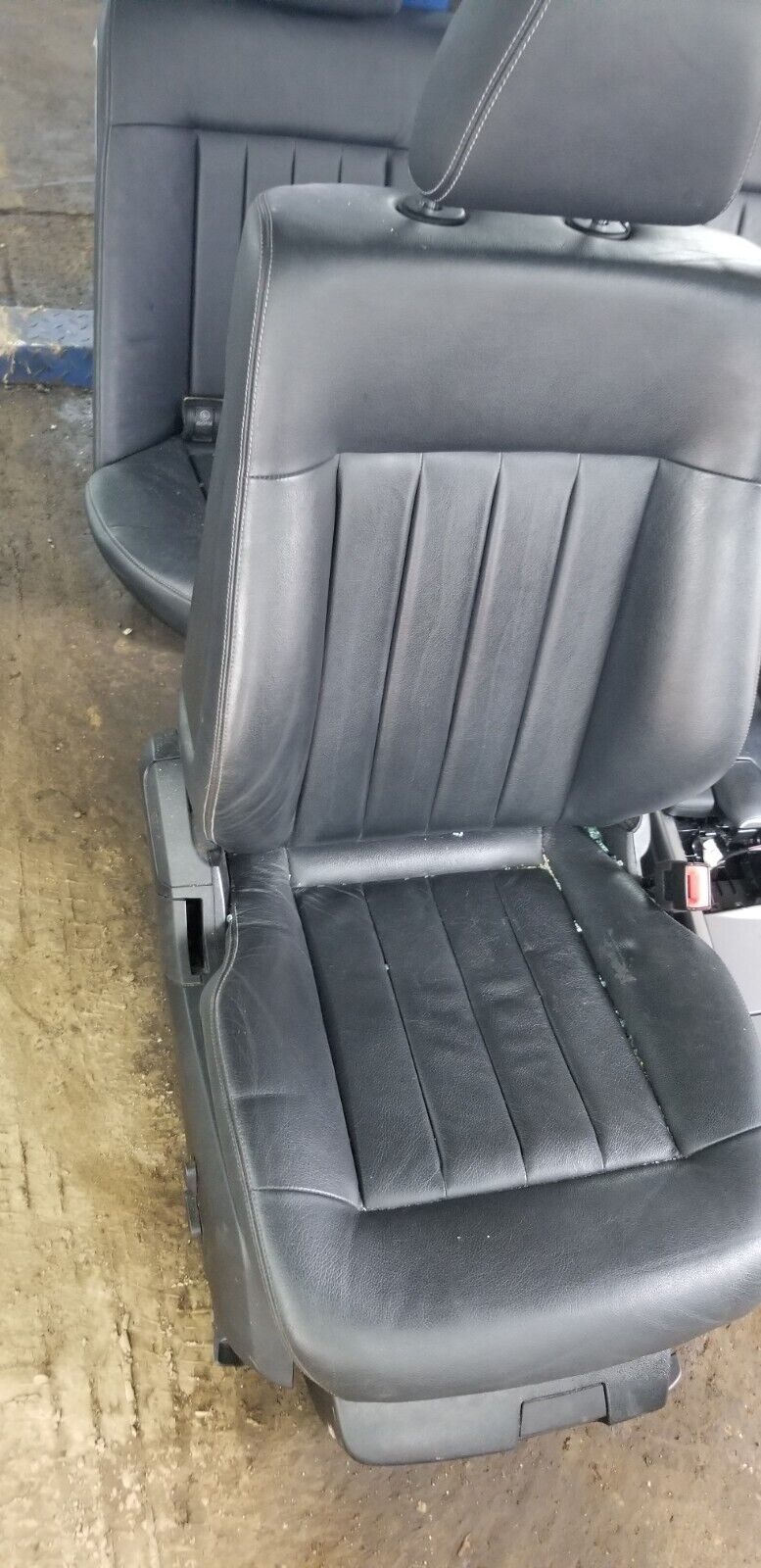 MERCEDES BENZ E CLASS W212 INTERIOR FRONT & REAR SEATS SALOON 2009-2016 - Image 4