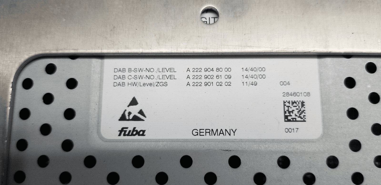 OEM Mercedes W212 Radio Amplifier Tuner Module A2229048000