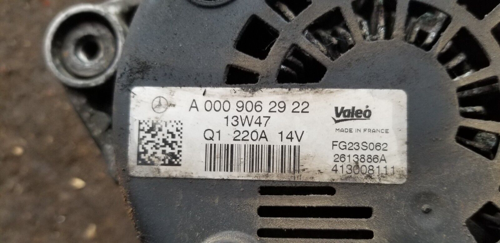 Mercedes Benz E300 2014 Amg Sport Bluetec Hybrid Alternator A0009062922 - Image 6