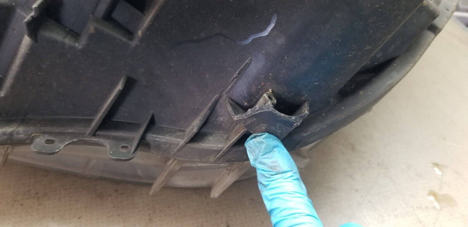 MERCEDES BENZ SPRINTER W906 2013 - 2018 HEADLIGHT DRIVER SIDE RIGHT A9068202661 - Image 6