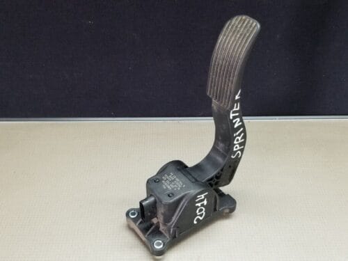 MERCEDES BENZ SPRINTER W906 2014- ACCELERATOR THROTTLE PEDAL A9063000304
