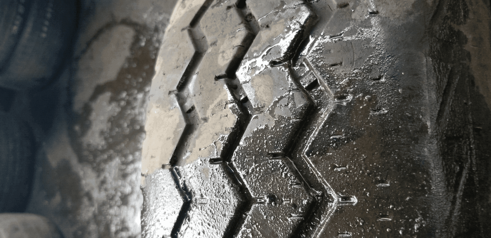 MERCEDES-BENZ SPRINTER W906 STEEL WHEEL + TYRE235/65R16C A0014014802 - Image 9