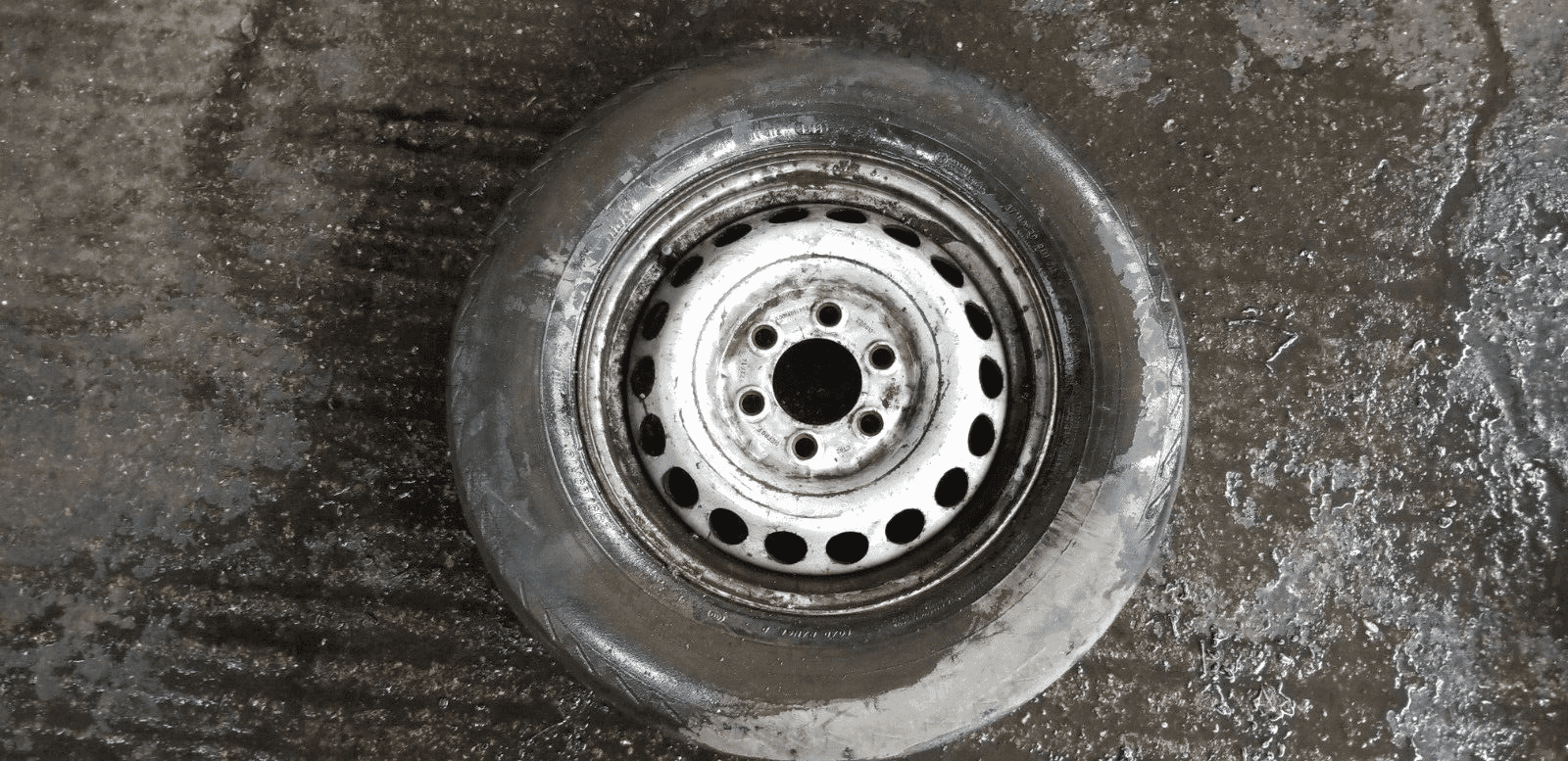 MERCEDES-BENZ SPRINTER W906 STEEL WHEEL + TYRE235/65R16C A0014014802