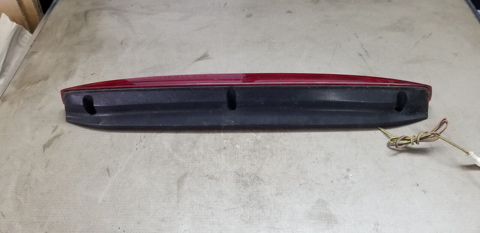 Mercedes-Benz Vito W639 Rear Third Brake Stop Light A6398260014 2014 |O - Image 3