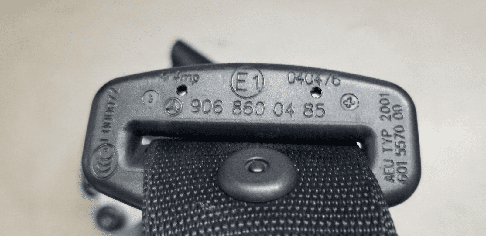 MERCEDES BENZ W906 SPRINTER PASSENGER SIDE SEAT BELT A9068600485 - Image 6