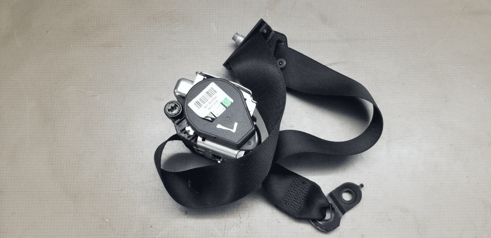 MERCEDES BENZ W906 SPRINTER PASSENGER SIDE SEAT BELT A9068600485