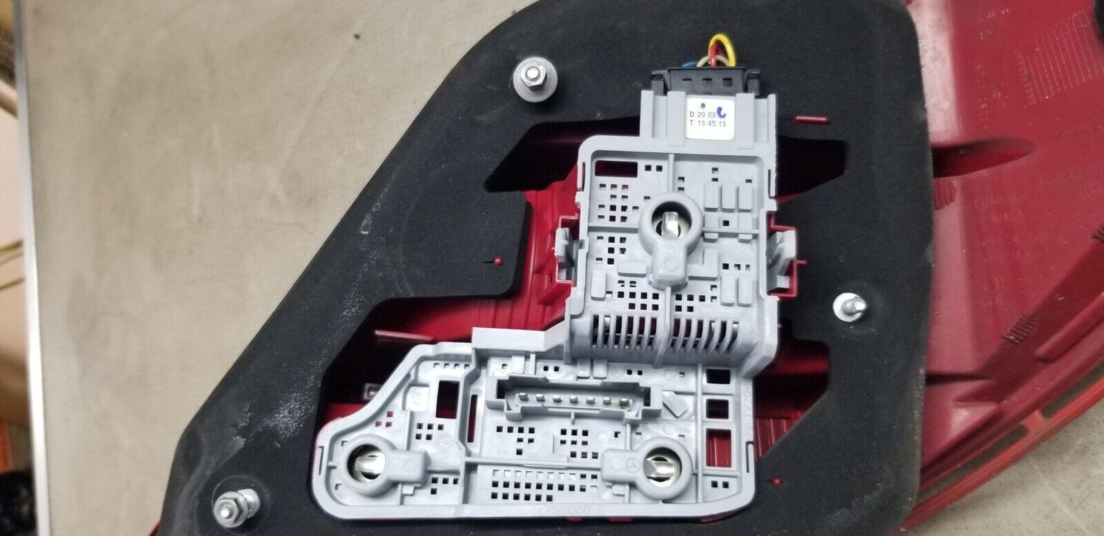 Mercedes Benz C Class Tail Light Passenger Side A2048205864 |O - Image 6