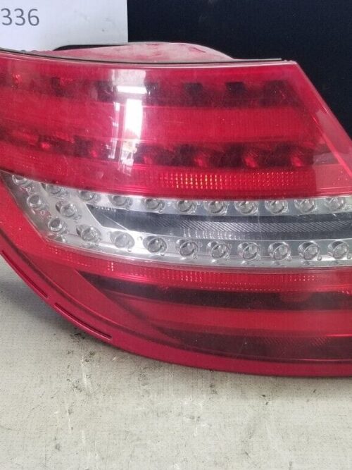 Mercedes Benz C Class Tail Light Passenger Side A2048205864 |O