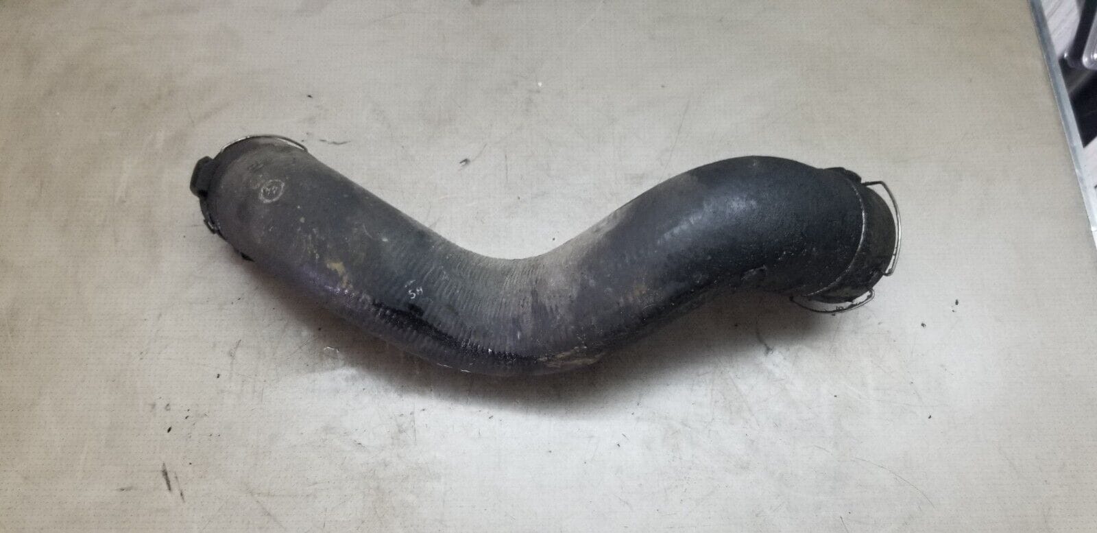 MERCEDES C CLASS W204 2010-2014 INTERCOOLER HOSE PIPE - Image 3