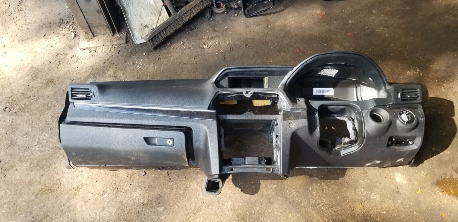 MERCEDES E-CLASS C207 E250 DASHBOARD ASSEMBLY PANEL 2012