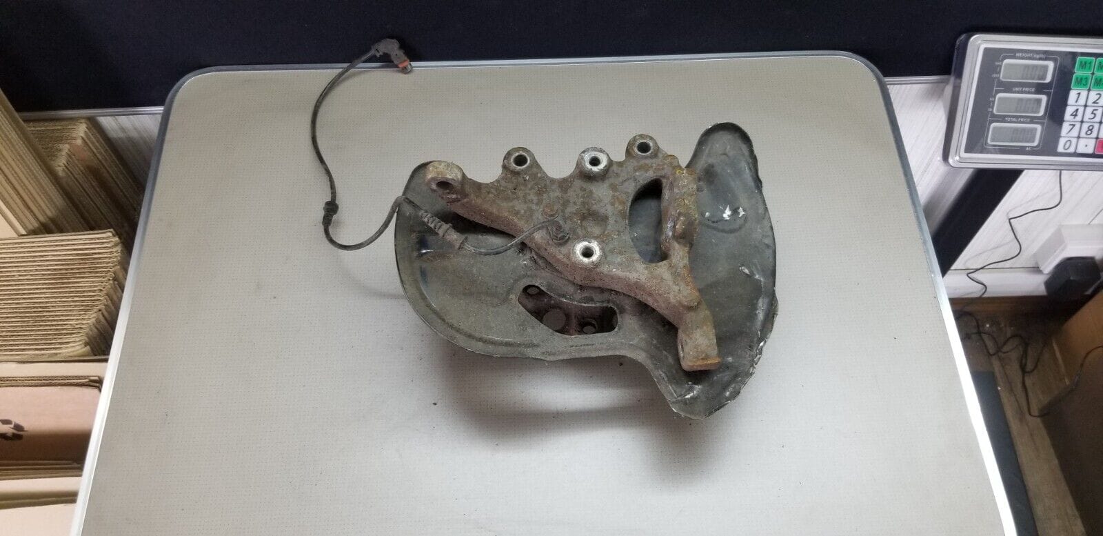 Mercedes Benz E-Class W207 Coupe 2.1 CDI Front Right Driver Side Wheel Hub NSF |O - Image 4