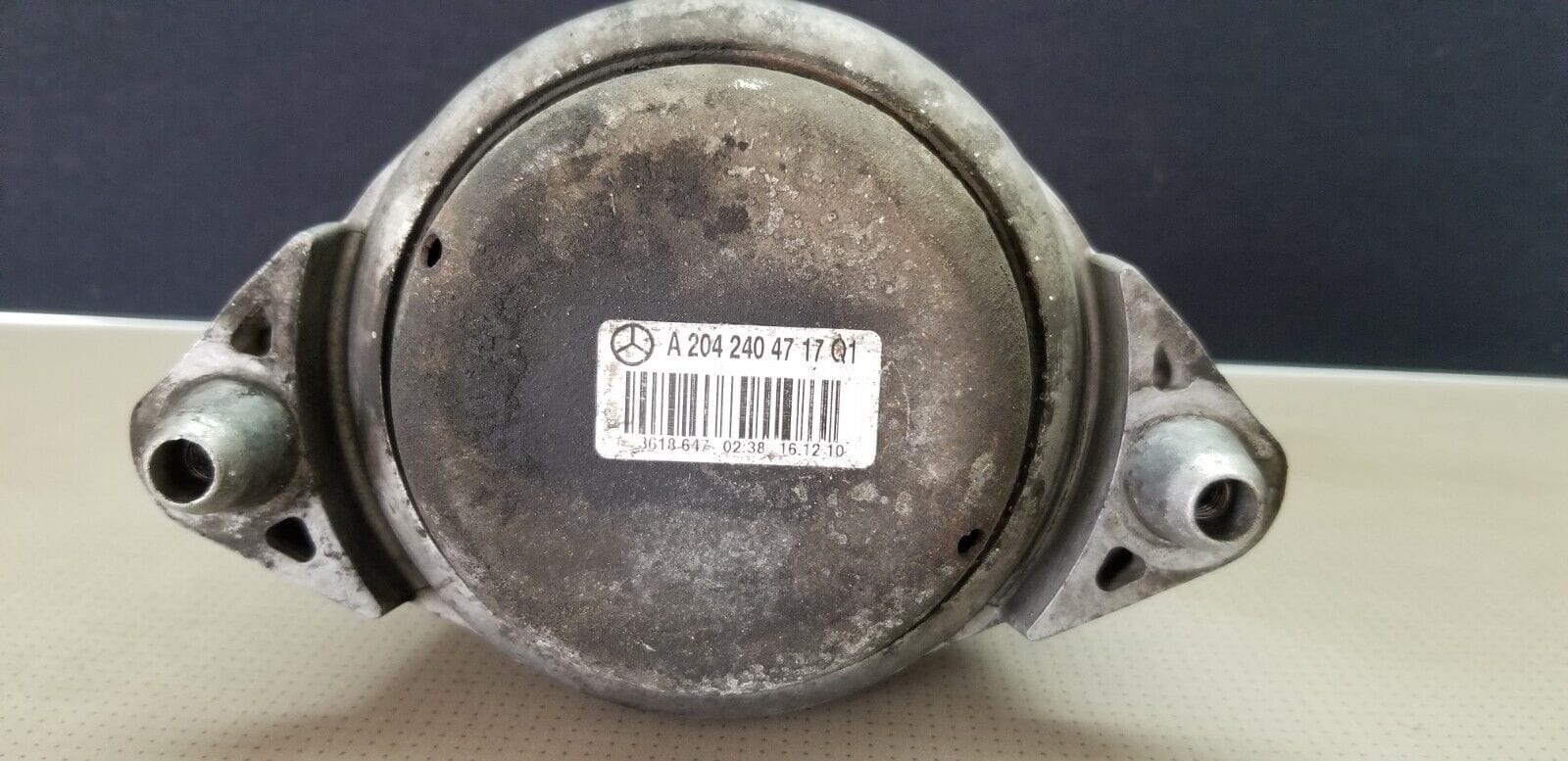 Mercedes E Class W212 Engine Mounting Left A 204 240 47 17 - Image 5