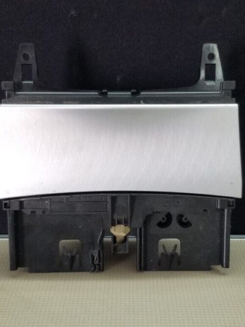 MERCEDES E Class W212 Ashtray Centre Console A2046800179