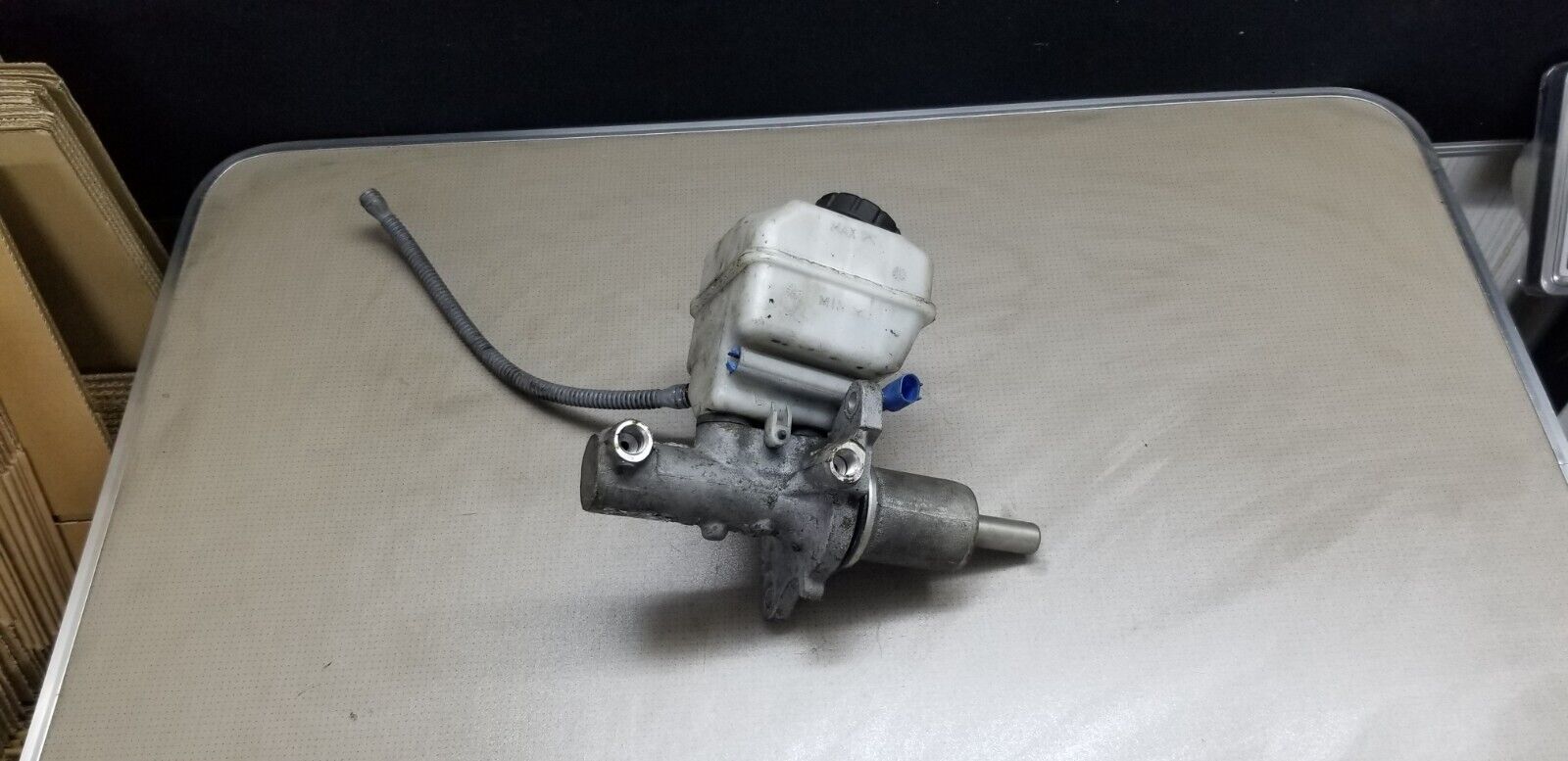 MERCEDES SPRINTER BRAKE MASTER CYLINDER A0024315202 W906 2.1L DSL 2014 - Image 3