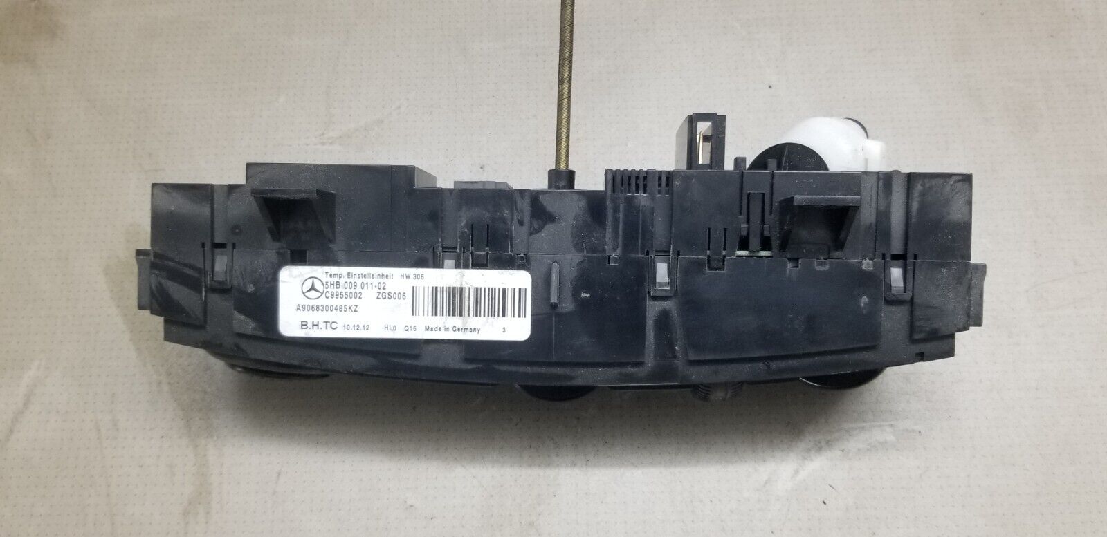MERCEDES SPRINTER Heater Control Panel 2014 Diesel A9068300485 - Image 3