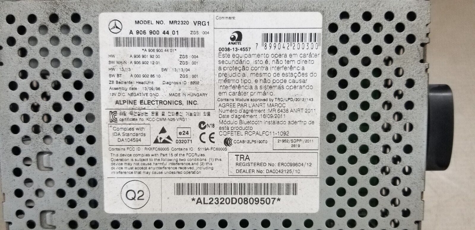 Mercedes Sprinter Multimedia Player A9069004401 W906/ No Code - Image 3