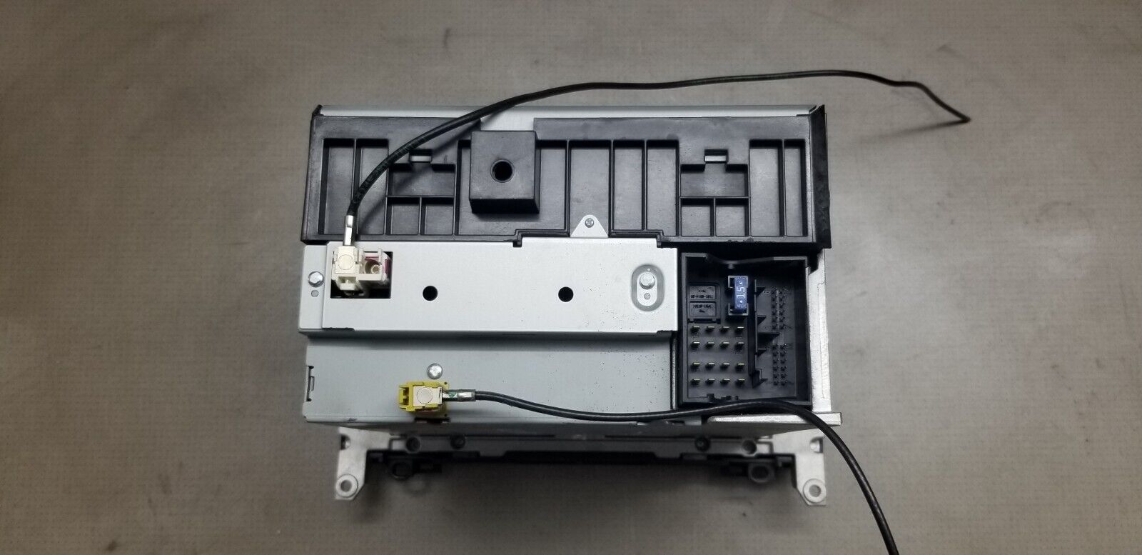 Mercedes Sprinter Radio Cd Head Radio/ No Code - Image 5