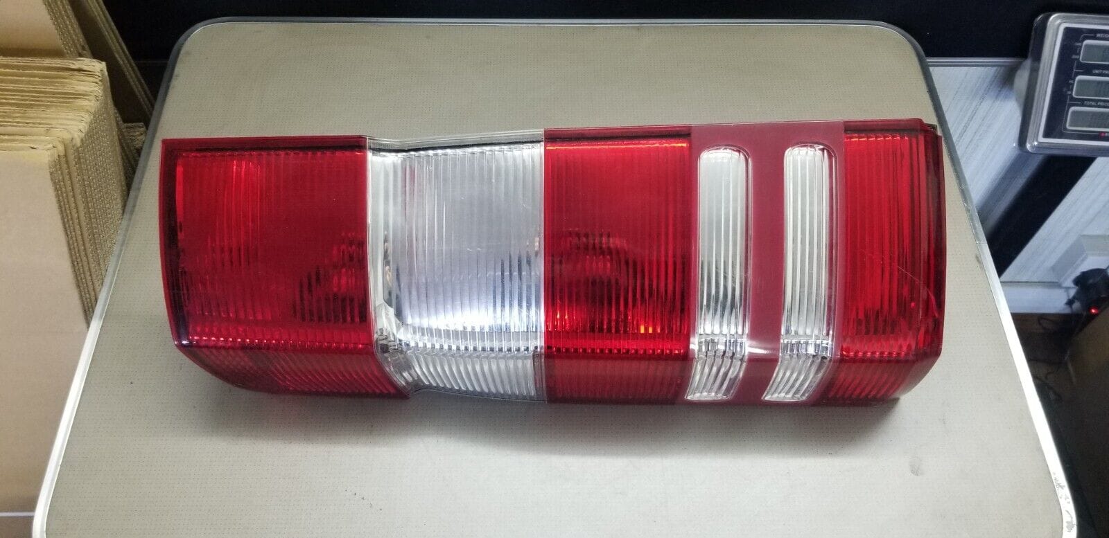 MERCEDES SPRINTER Tail Light Drivers Side 2014 Diesel W906 - Image 3