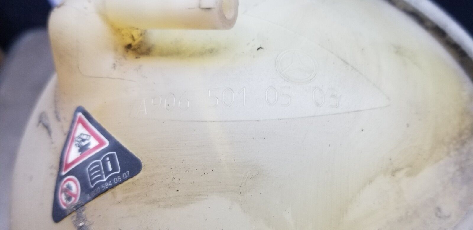 Mercedes-Benz Sprinter W906 Coolant Expansion Tank Reservoir Bottle A9065010503 - Image 4