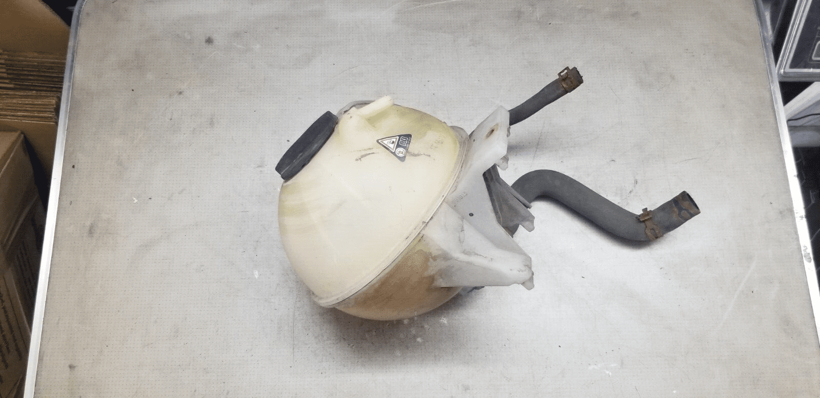 Mercedes-Benz Sprinter W906 Coolant Expansion Tank Reservoir Bottle A9065010503