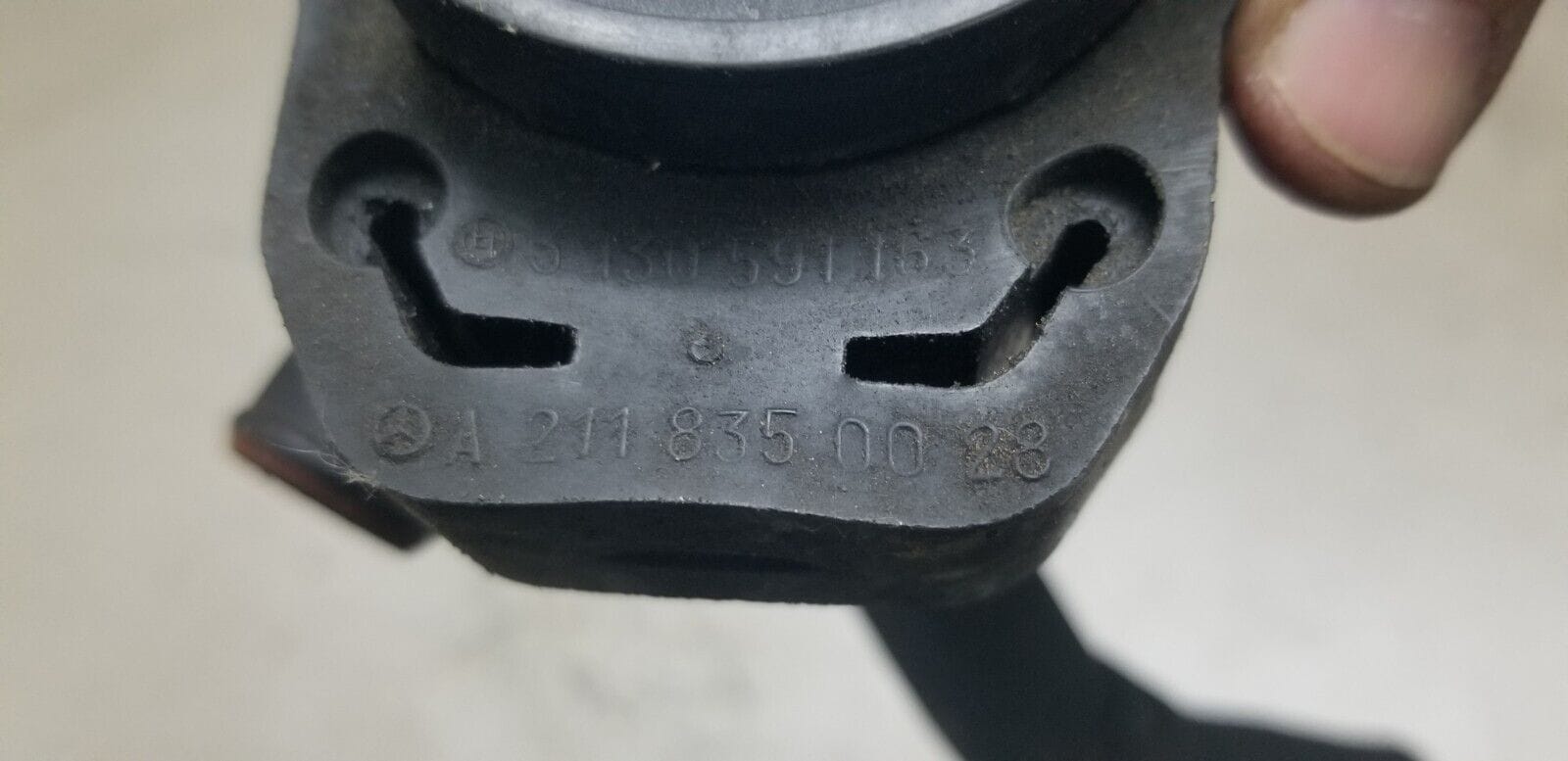 Mercedes Benz E Class Auxiliary Water Pump A2118350028 2015 W212 E220 CDi |O - Image 6