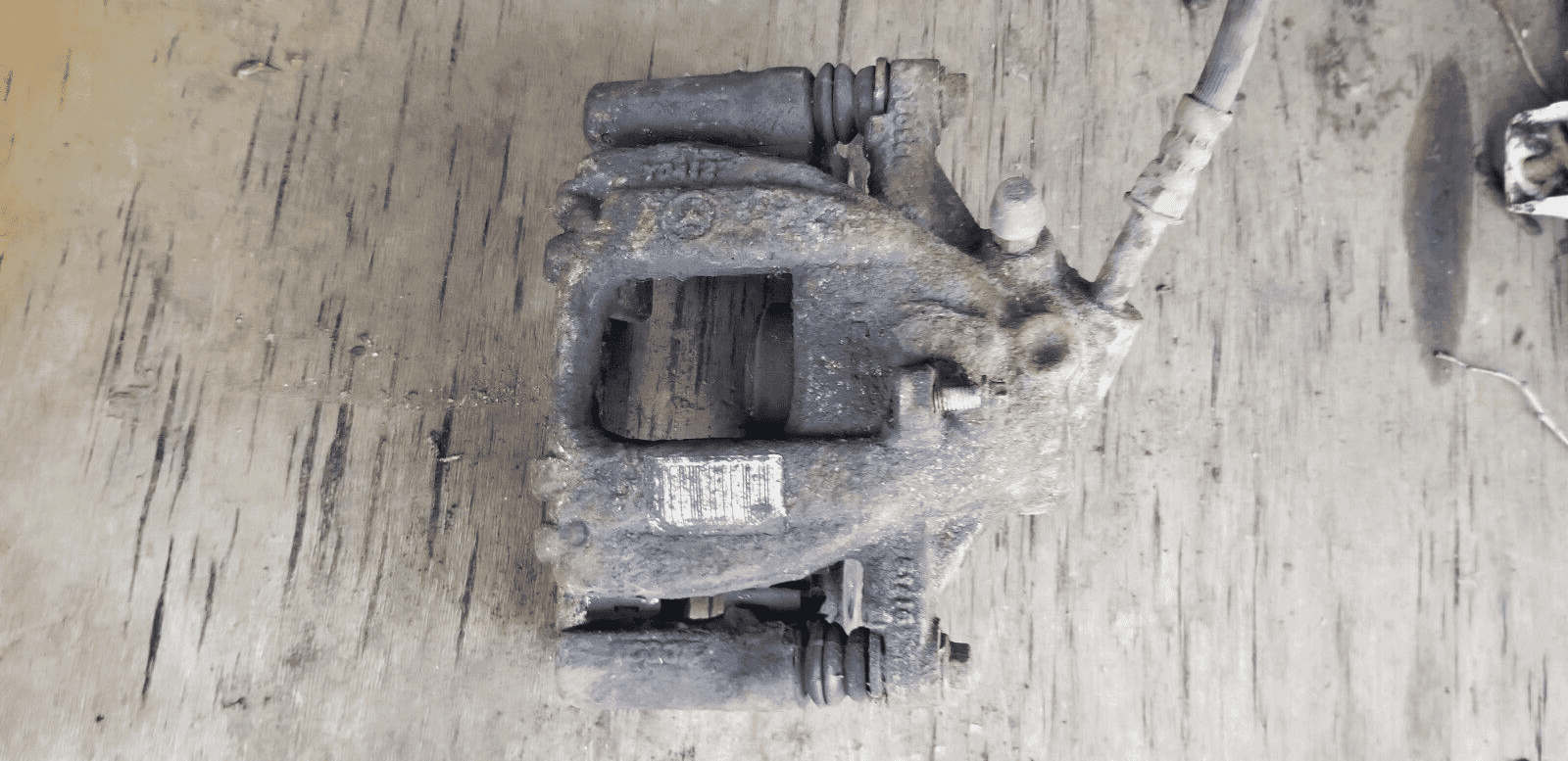 Mercedes Sprinter W906 Wheel Brake Caliper Rear Right O/S - Image 4