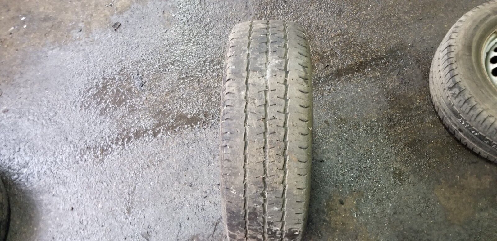 Mercedes SprinterW906 Steel Wheel Tyre 235/65 R16C A0014014802 - Image 6